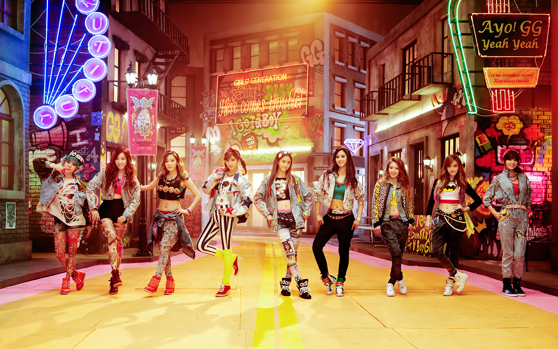 [05-12-2013]"I Got A Boy" nằm trong "Top 10 bài hát của năm" do tạp chí TIME bình chọn I-Got-A-Boy