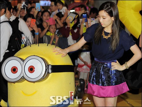 [PIC][04-09-2013]TaeYeon và SeoHyun xuất hiện tại buổi ra mắt bộ phim hoạt hình "Despicable Me 2" với tư cách là diễn viên lồng tiếng 30000313502