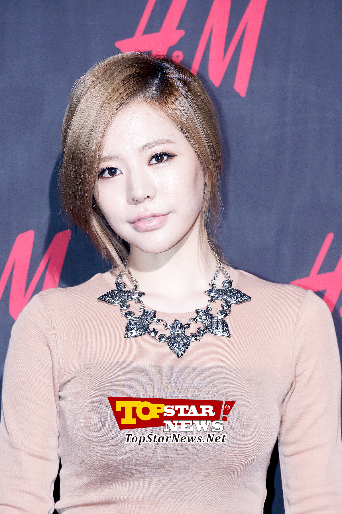 Sunny and Hyoyeon Attend ‘H&M Fall Collection Pre-Shopping Party’